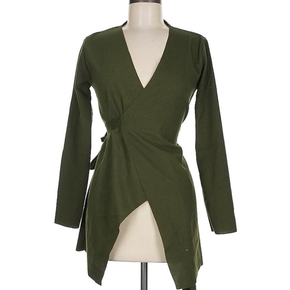 Wrap around jacket - Picture 1 of 4